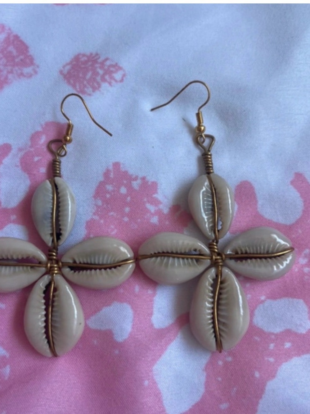 Handmade Beige Cowrie Shell Cross Drop Earrings
